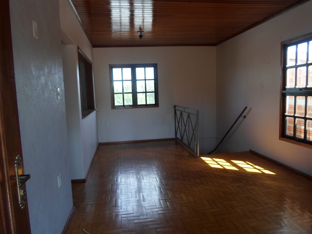 Gallery 01