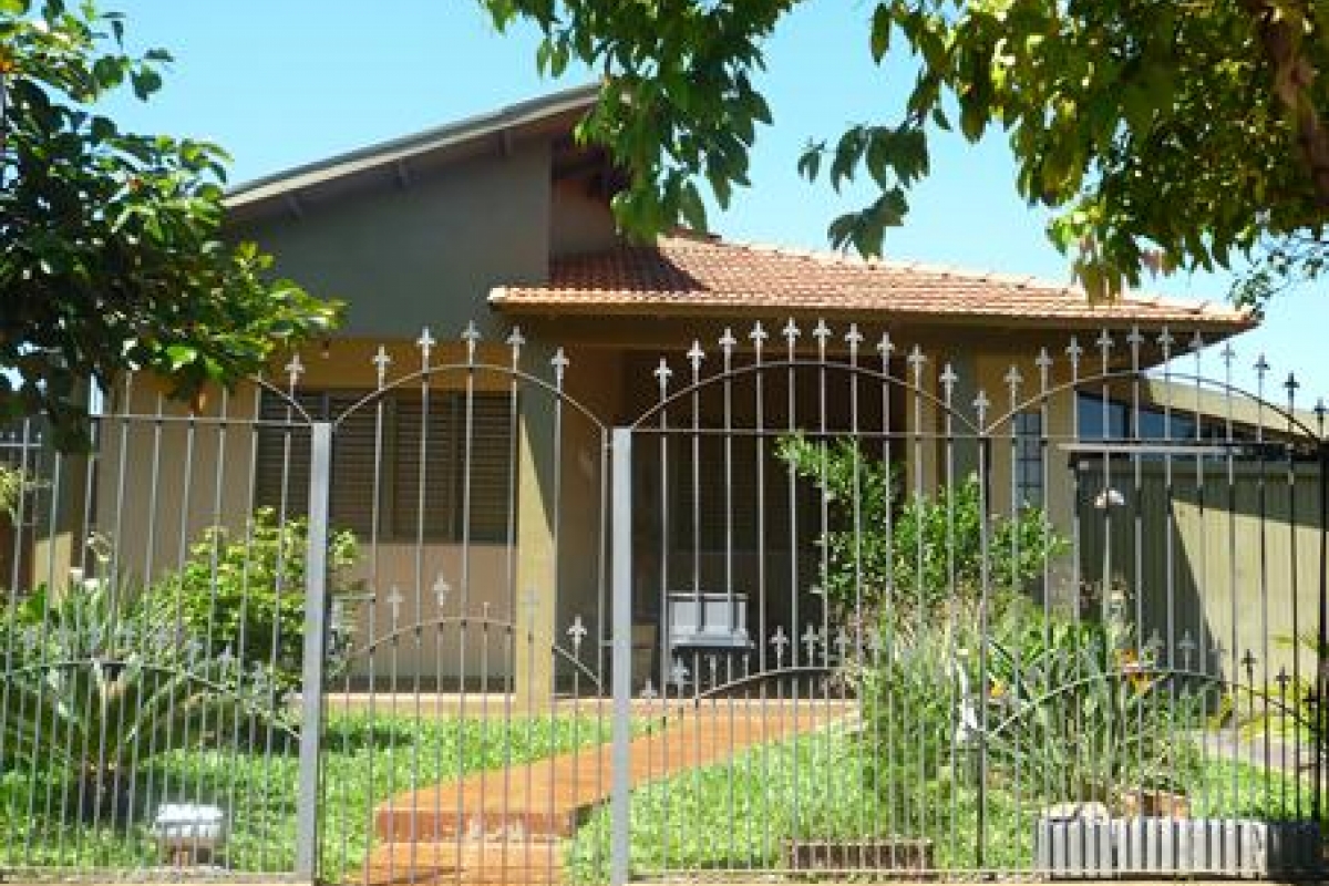 Casa - B. São Francisco