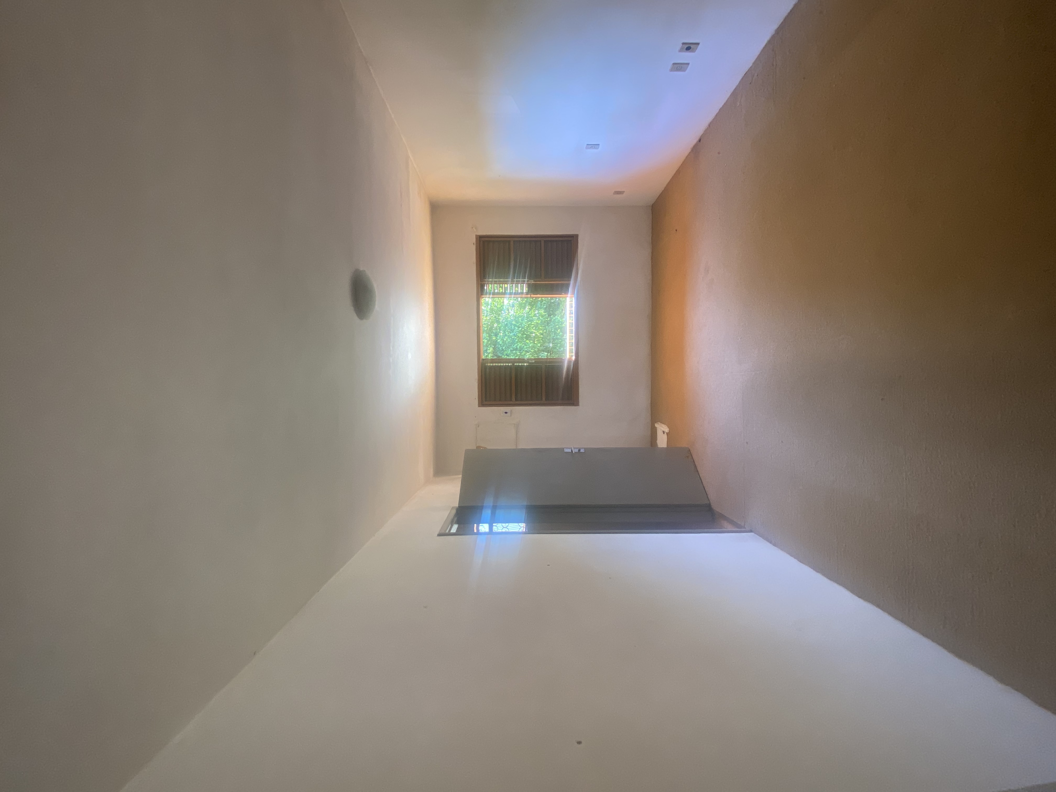 Gallery 01