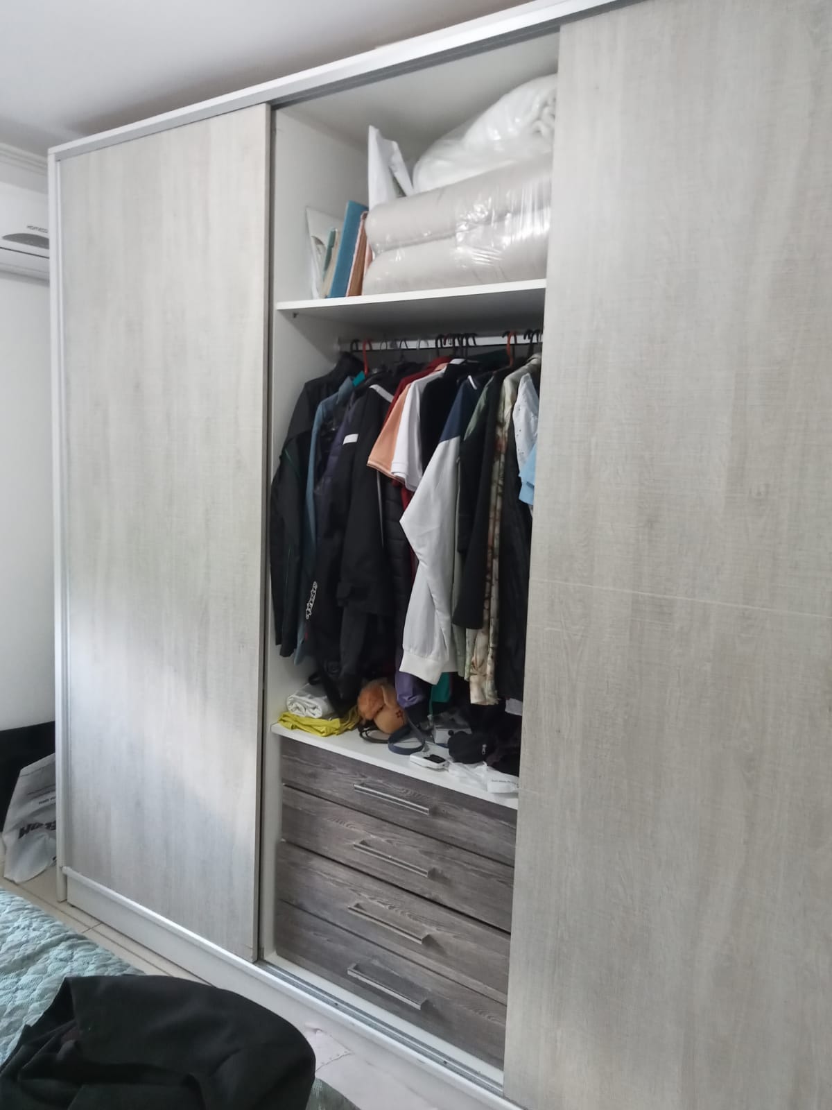 Gallery 01
