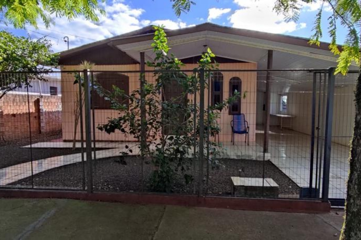 Casa Mista - B.  Central