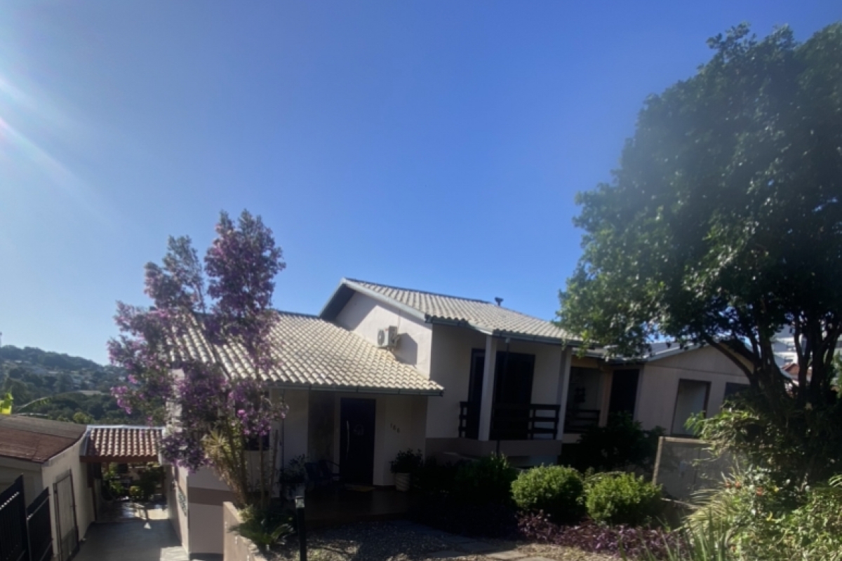 Casa Alvenaria- Centro