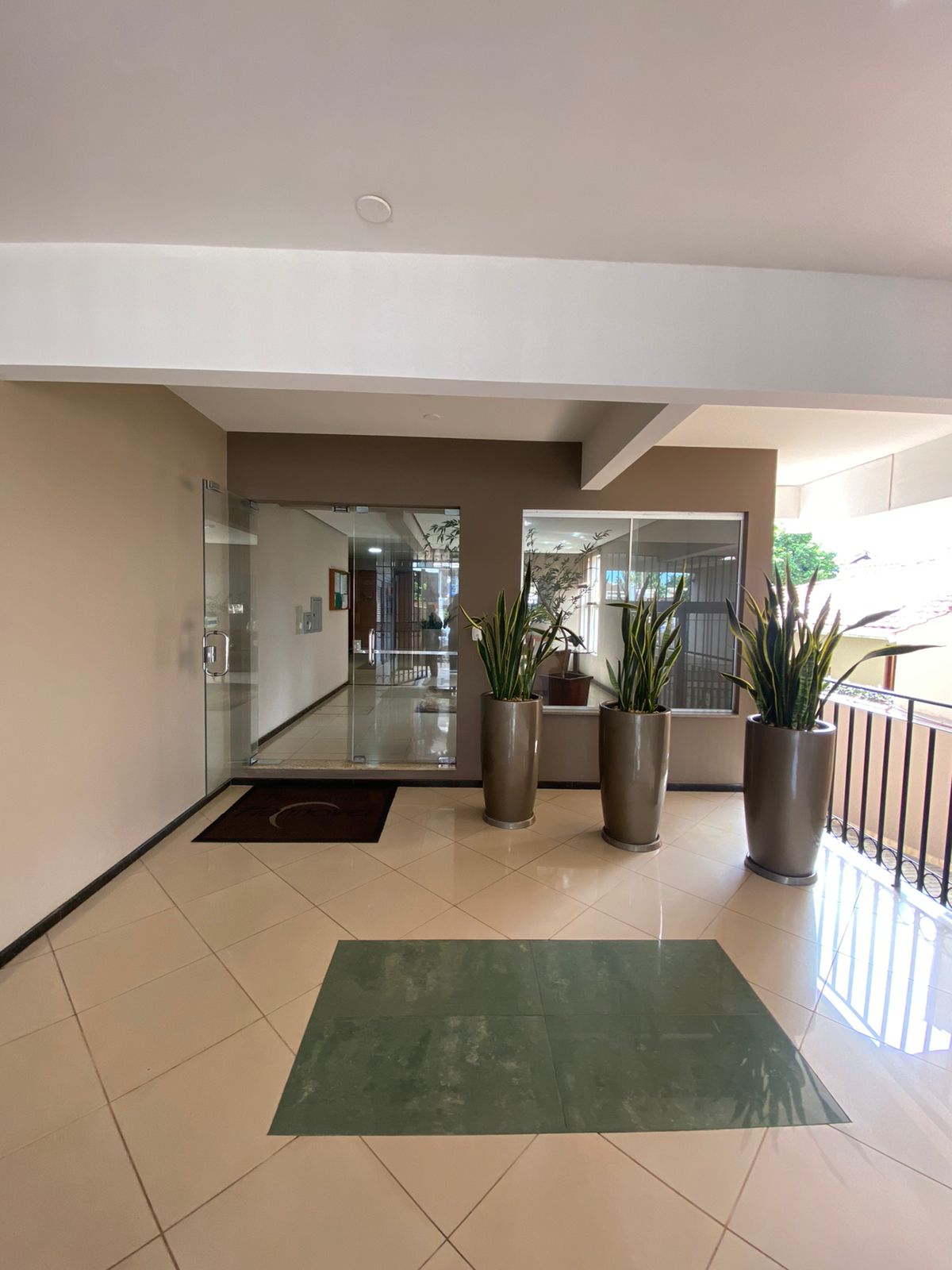 Gallery 01