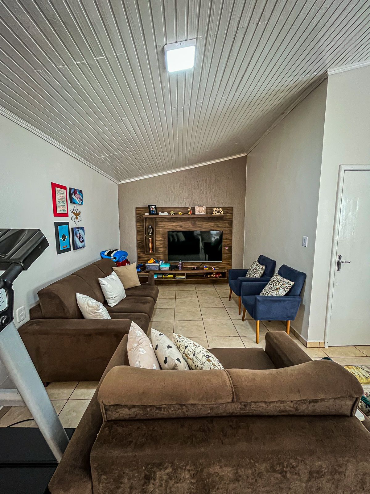 Gallery 01