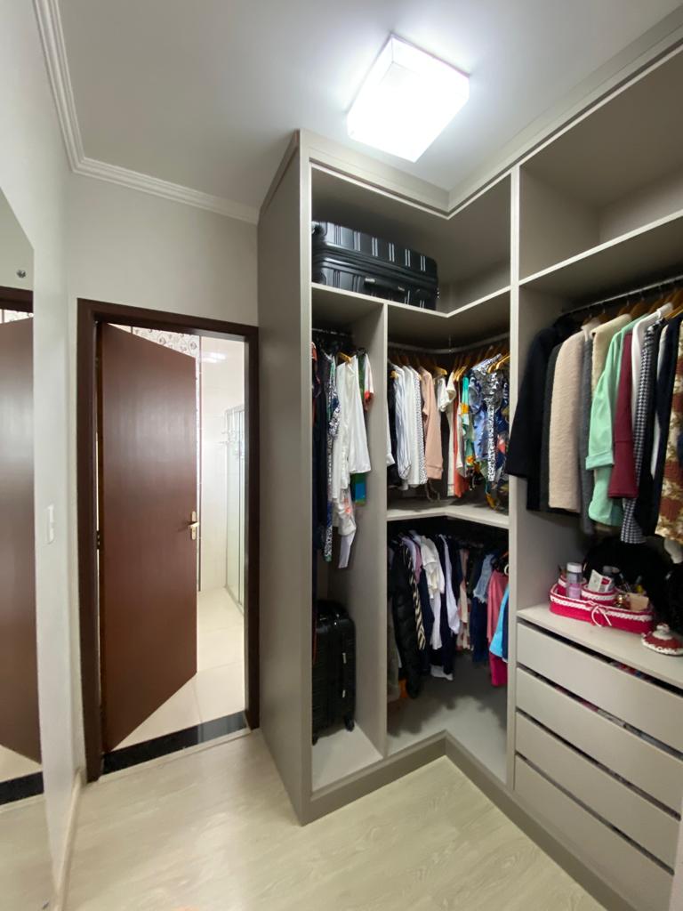 Gallery 01