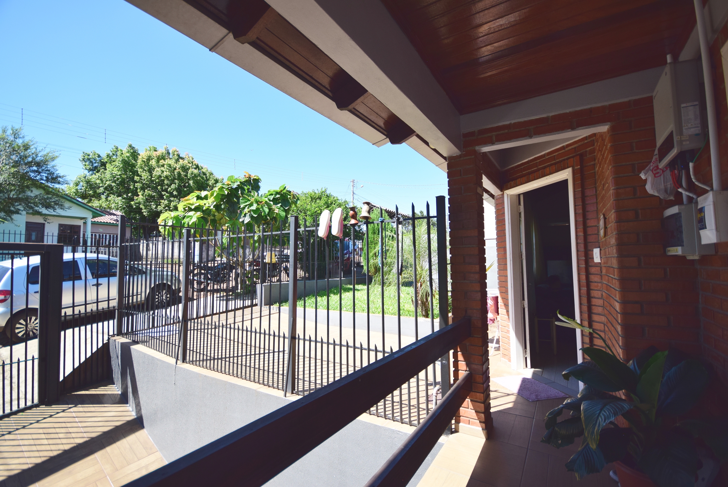 Gallery 01