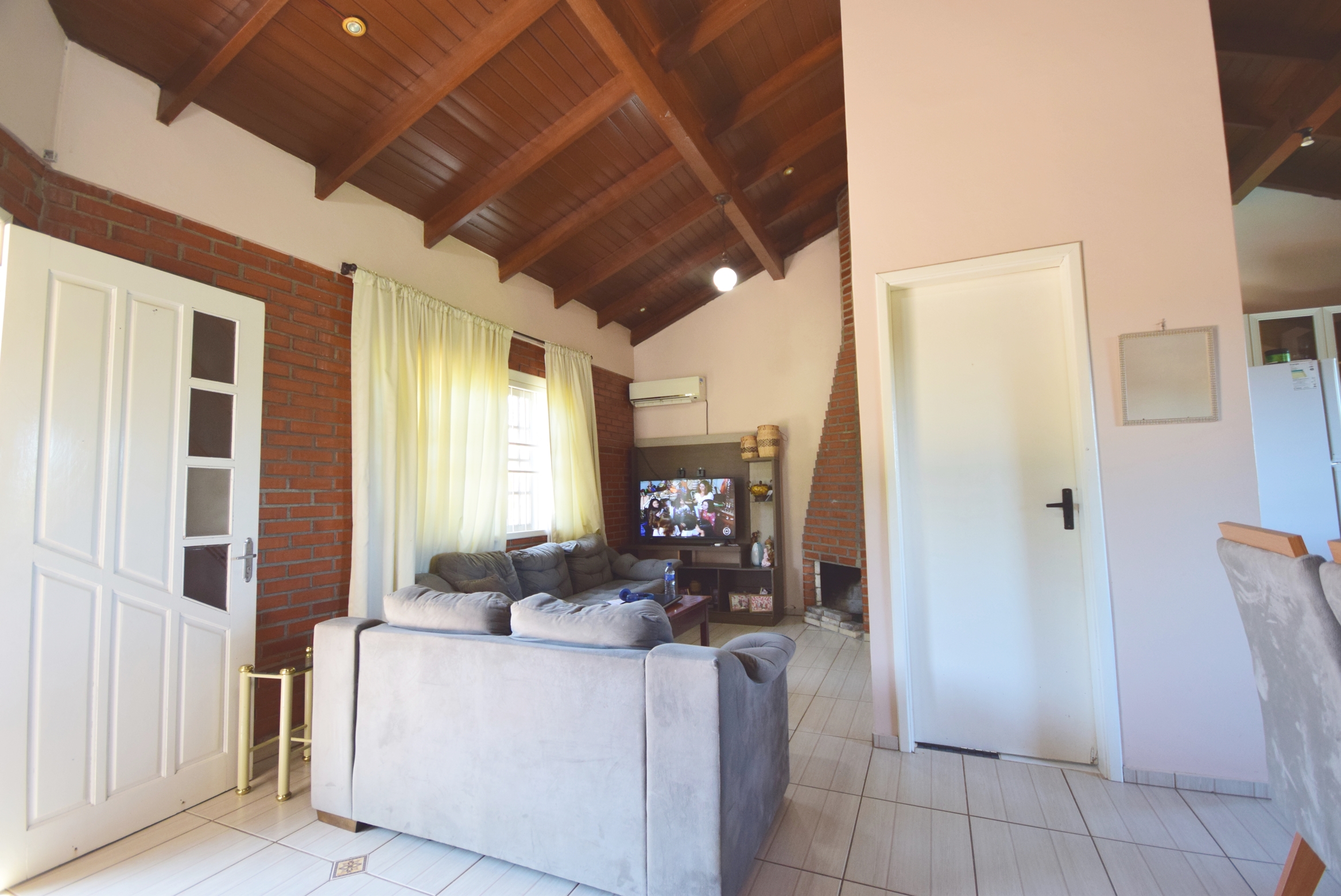 Gallery 01