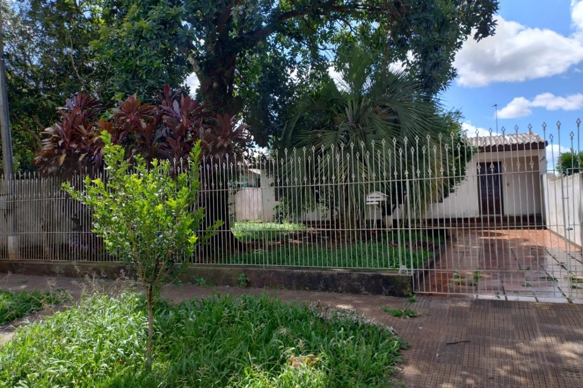 Casa Alvenaria - V. Julio de Oliveira