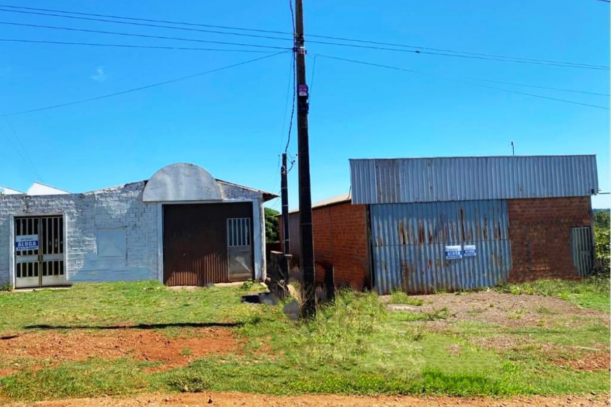 ÁREA COM GALPÕES -LOCALIZADA  PRÓXIMA A  ÁREA INDUSTRIAL