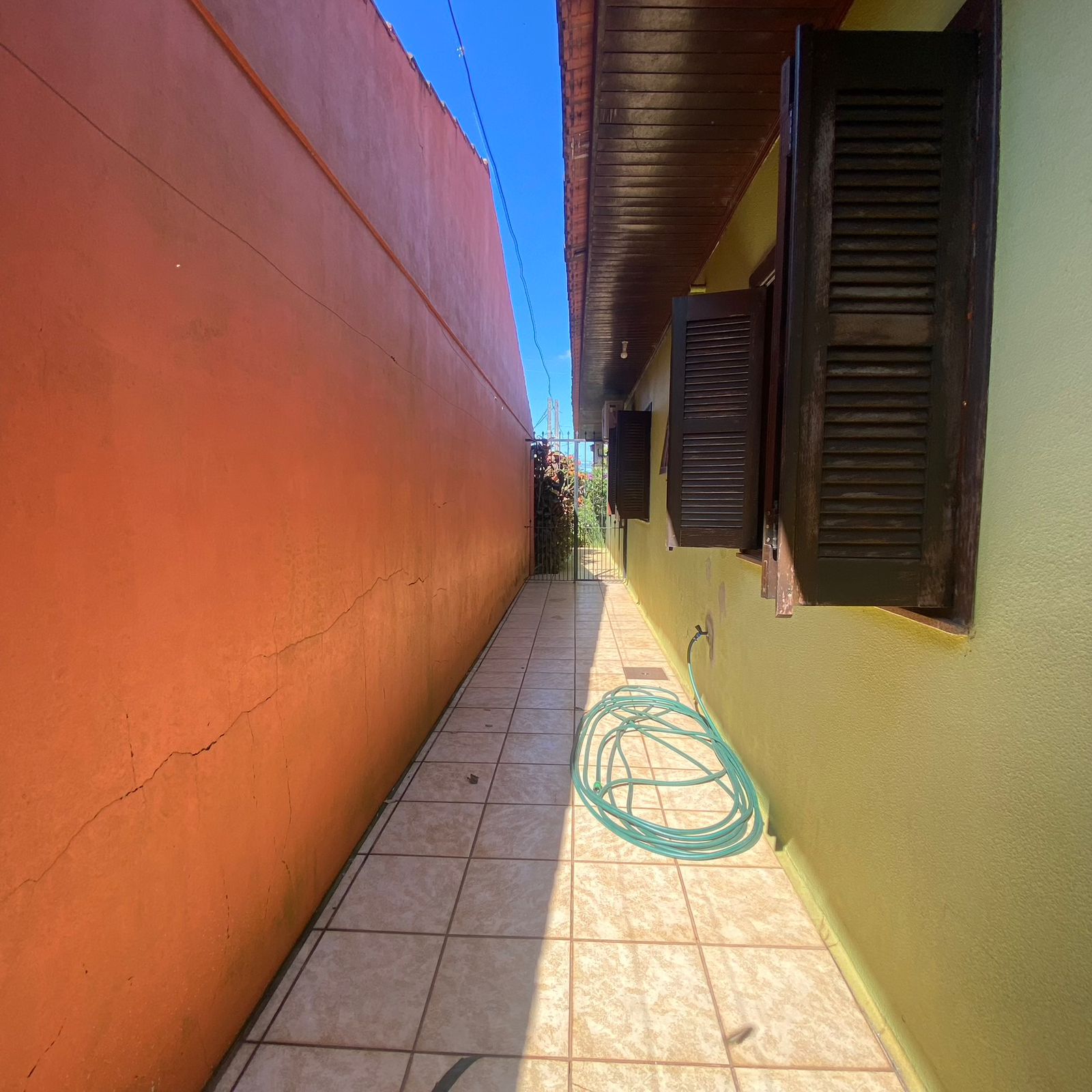 Gallery 01