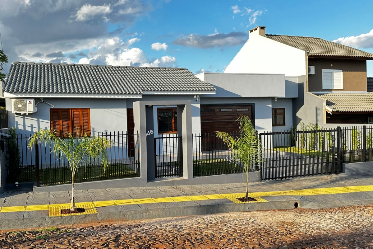 CASA ALVENARIA - B. CENTRAL