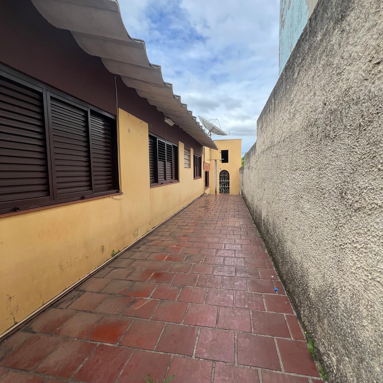 Gallery 01
