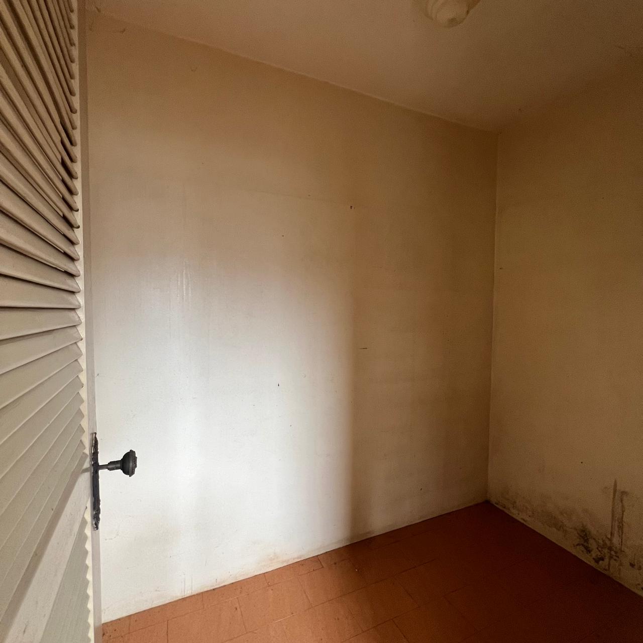 Gallery 01