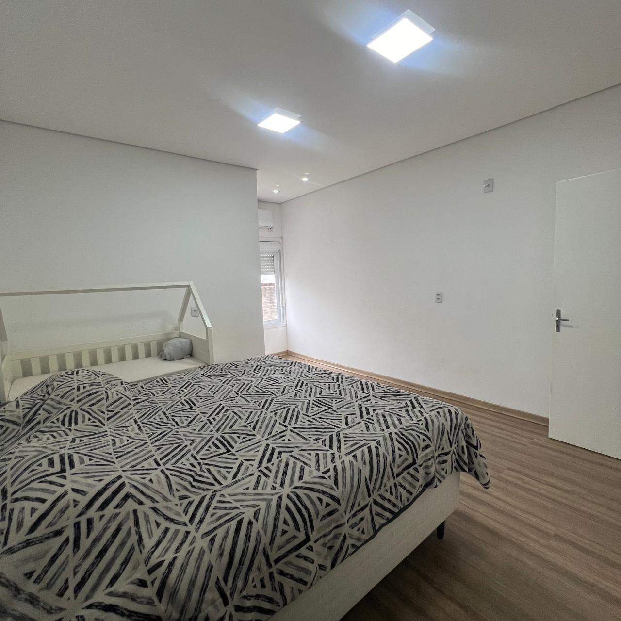 Gallery 01