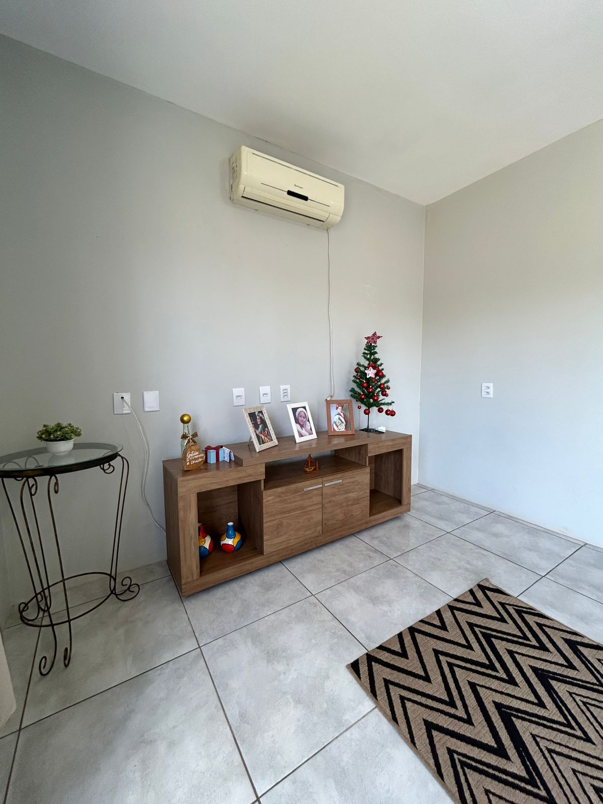 Gallery 01