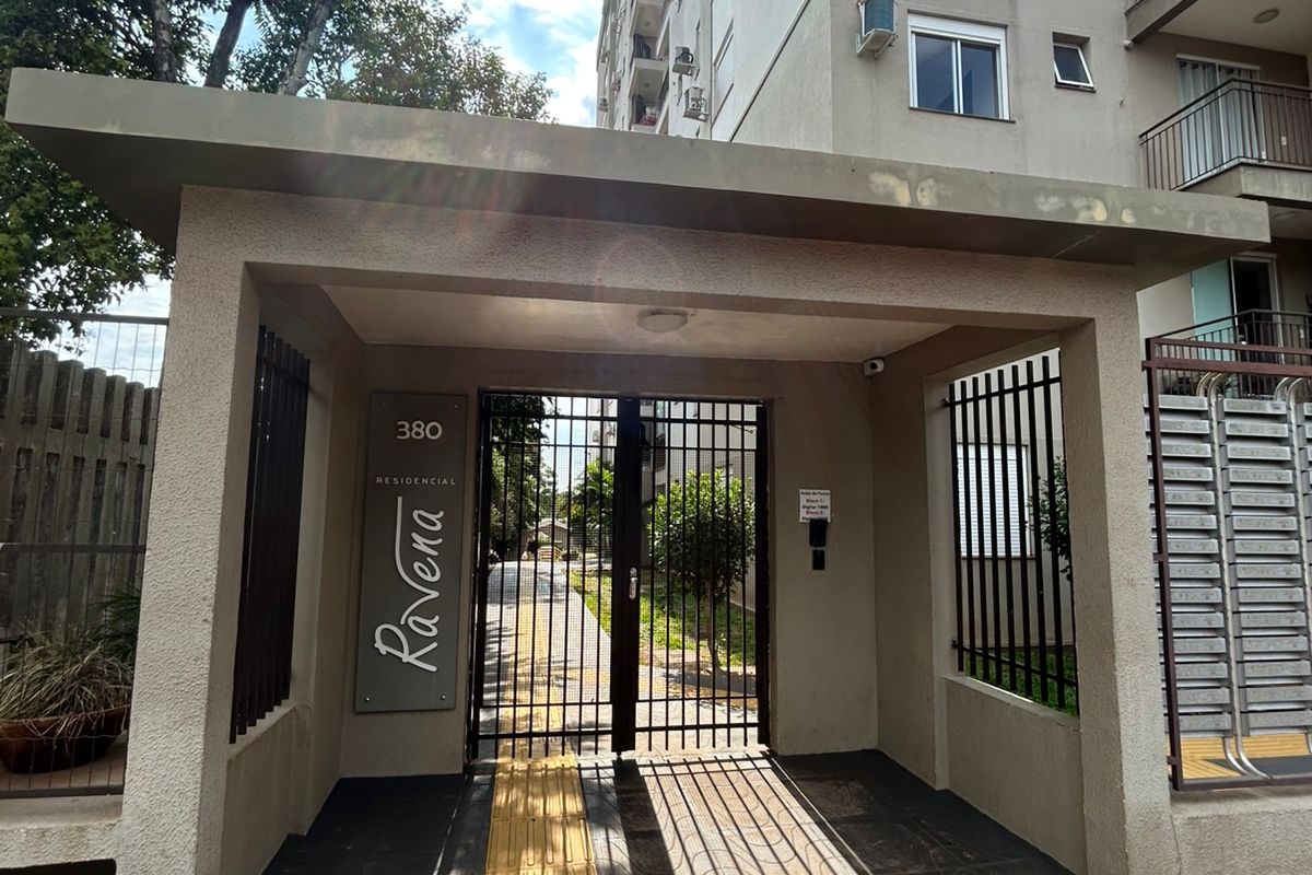 APARTAMENTO SEMI-MOBILIADO PARA VENDA!