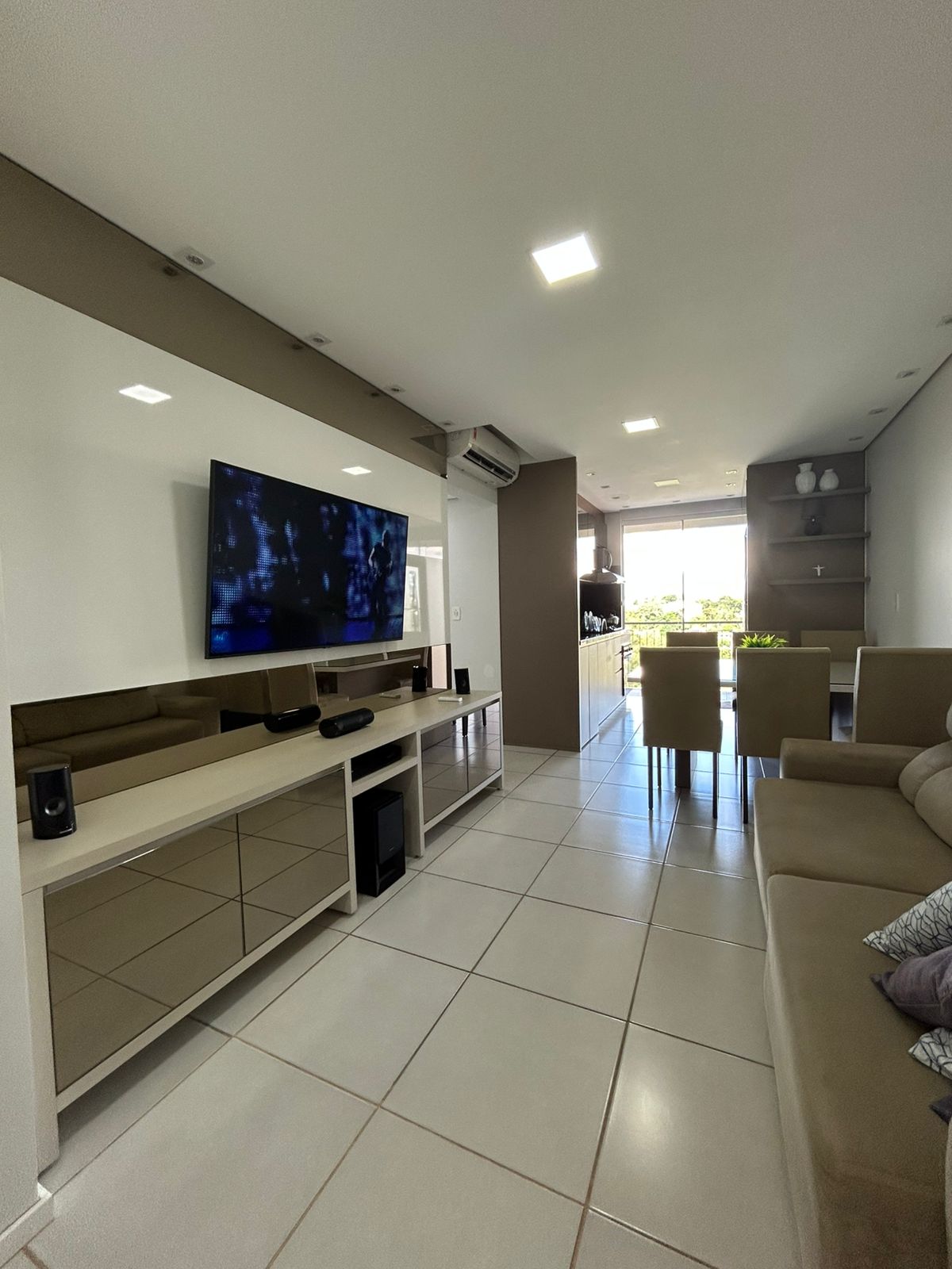 Gallery 01