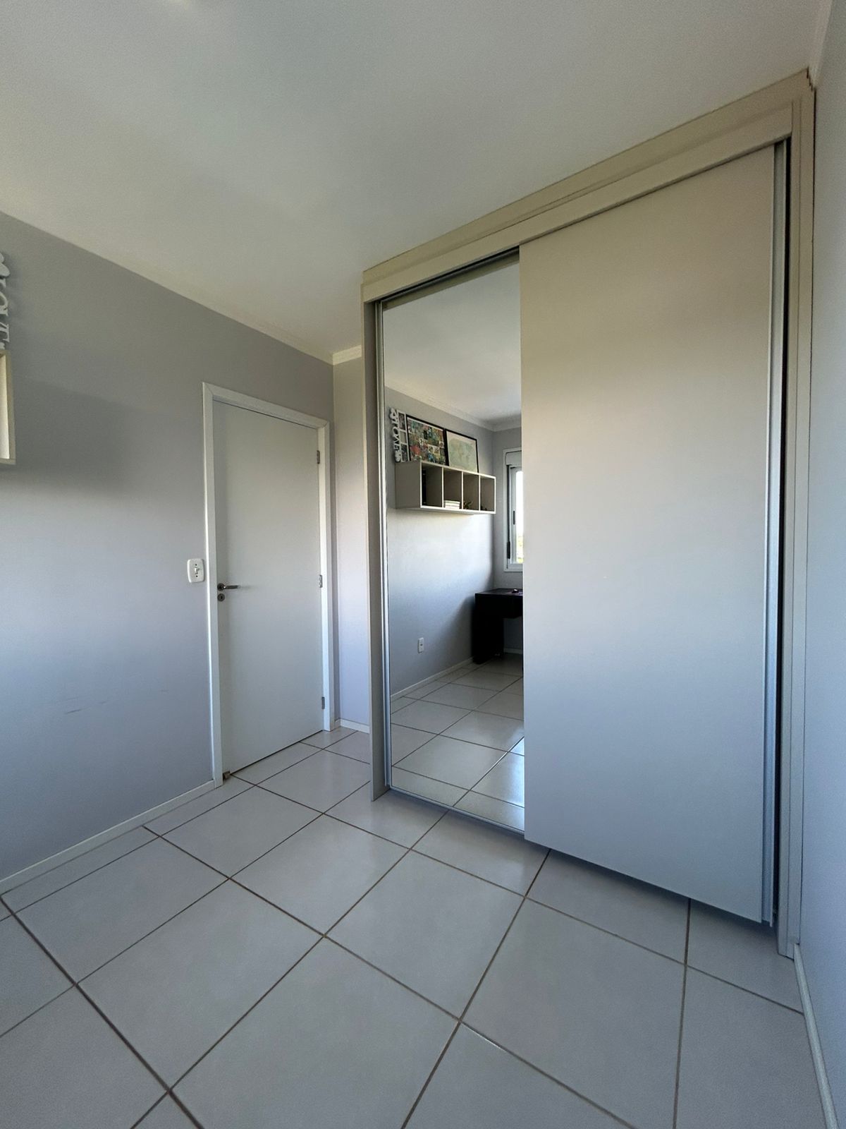 Gallery 01
