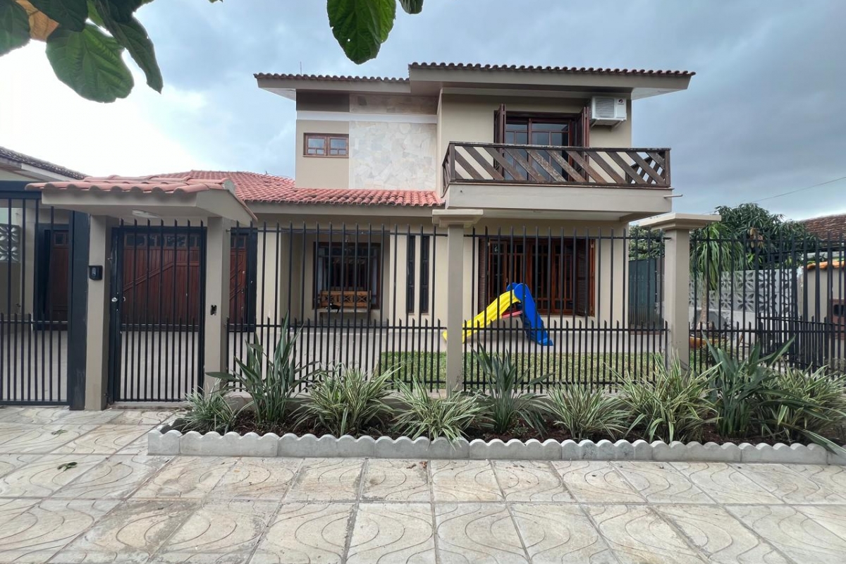 Casa de Alvenaria - B. Cruzeiro