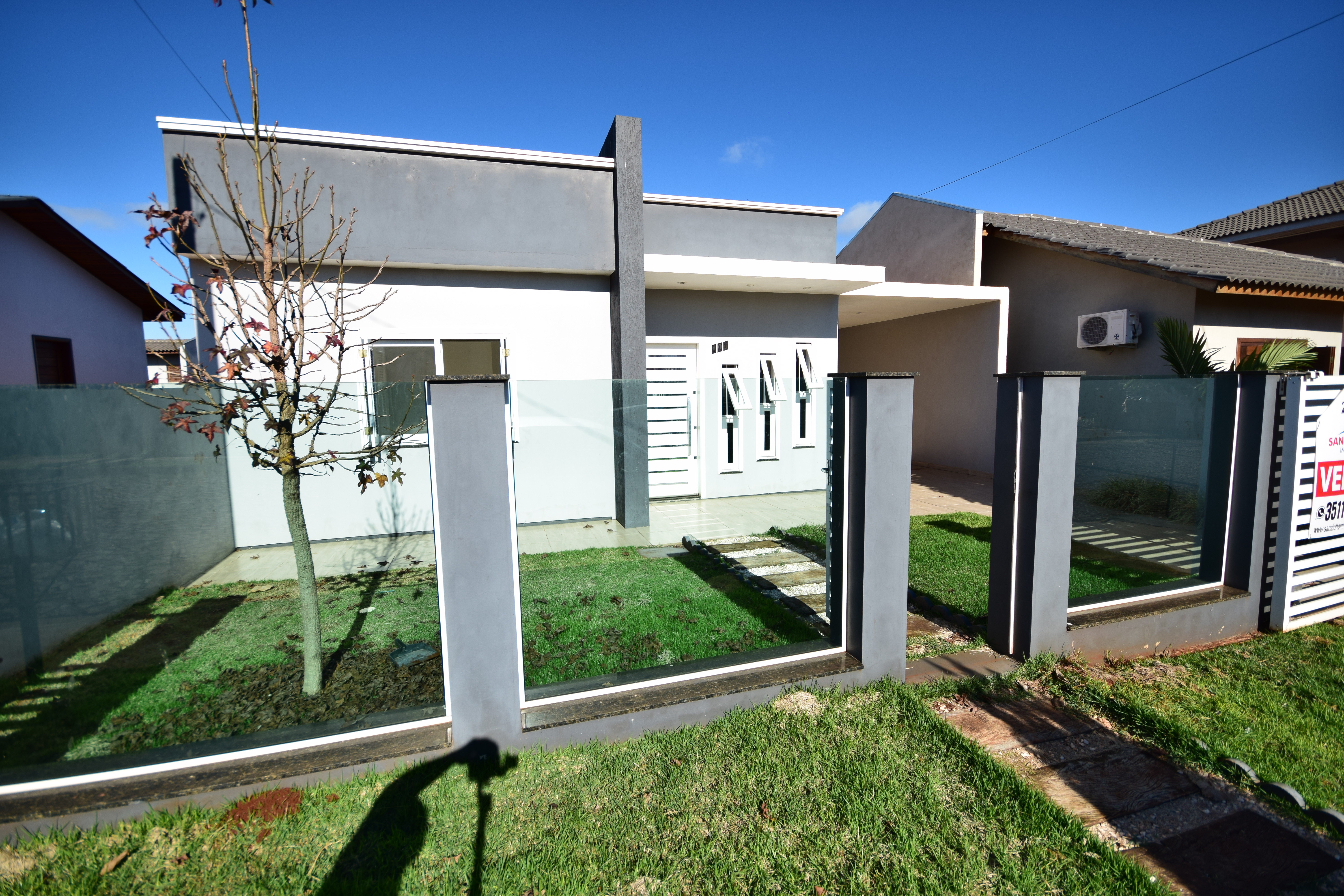 Gallery 01