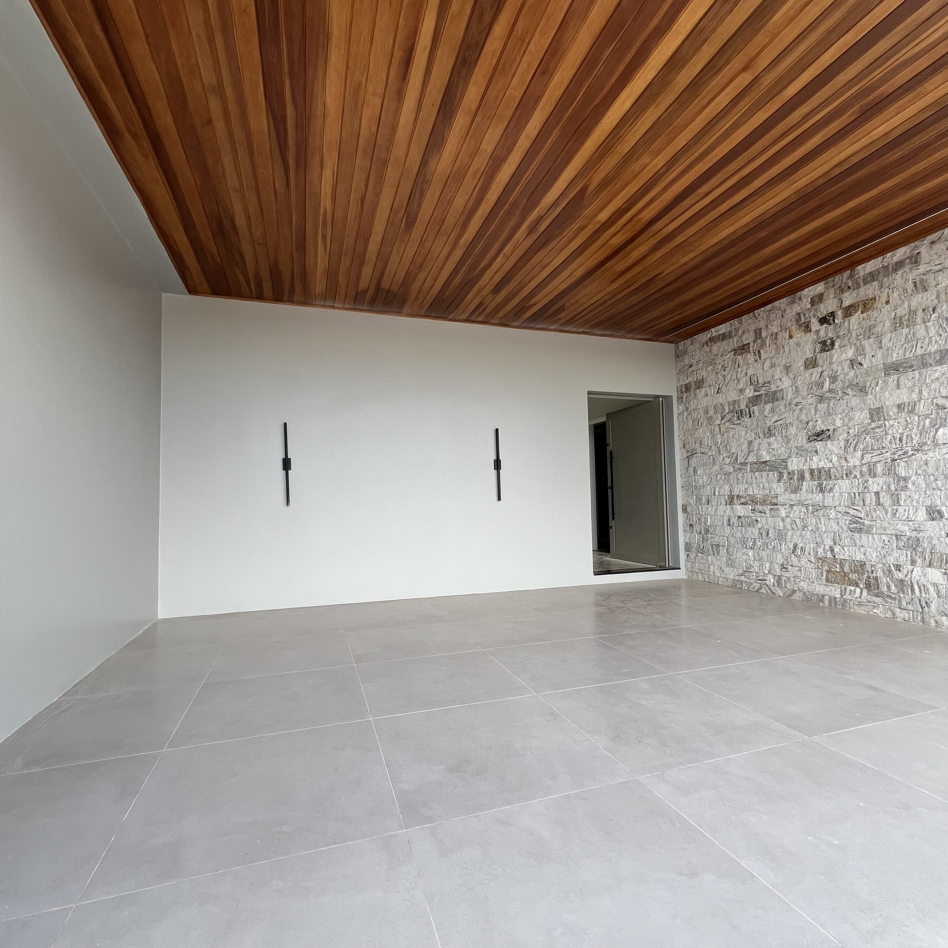 Gallery 01