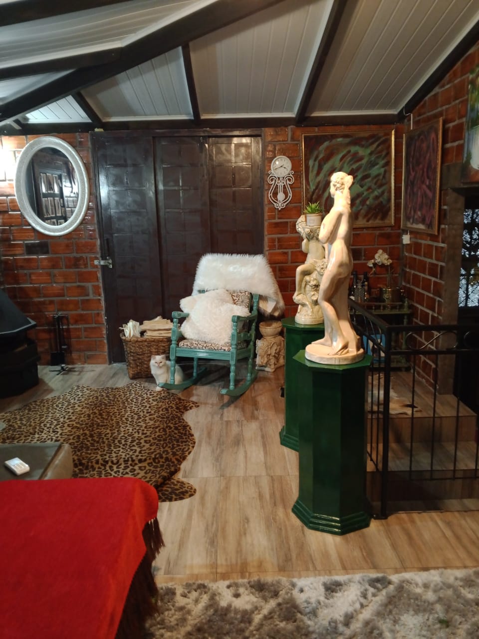 Gallery 01