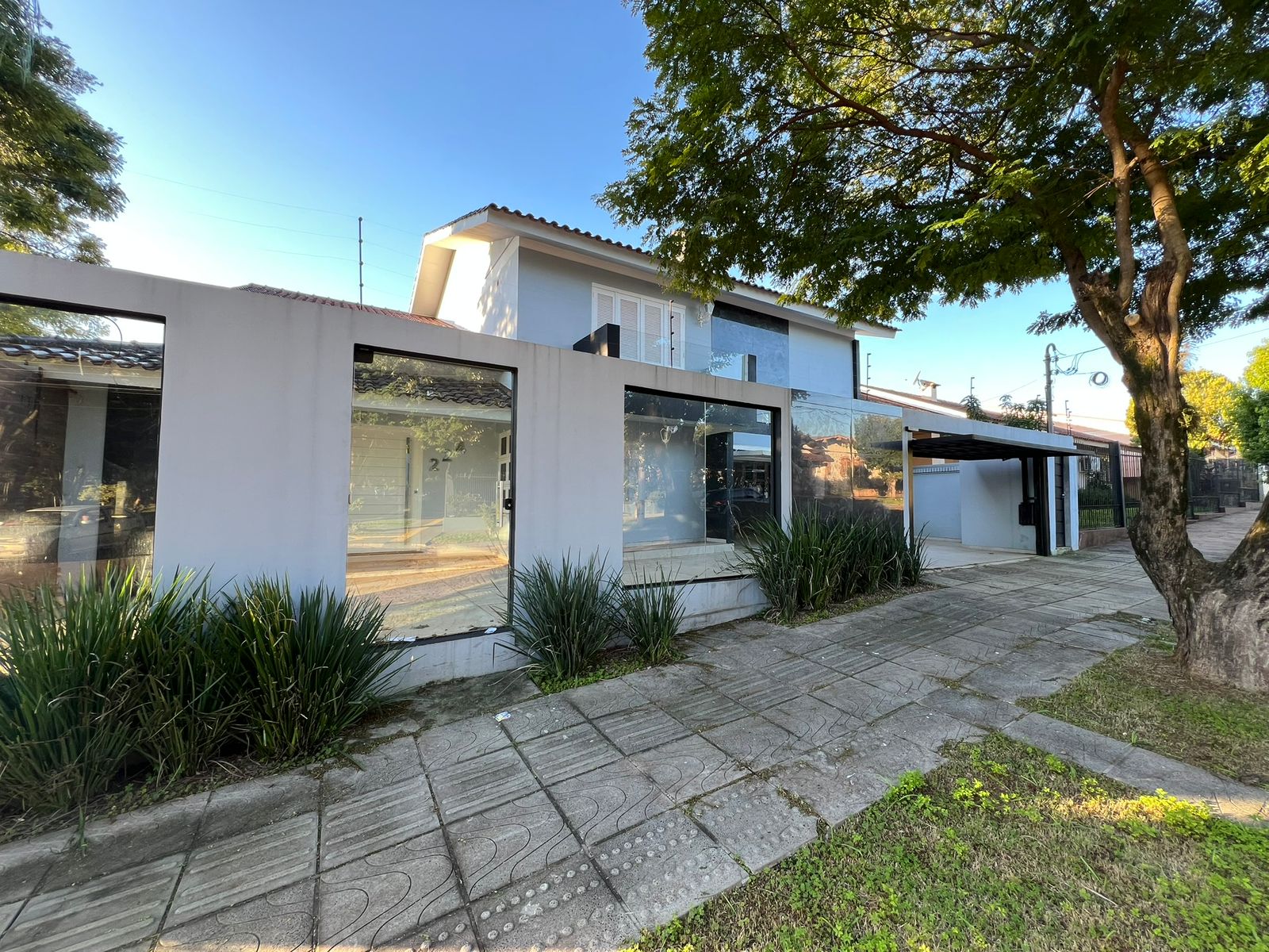 CASA DE ALTO PADRÃO - B. Central