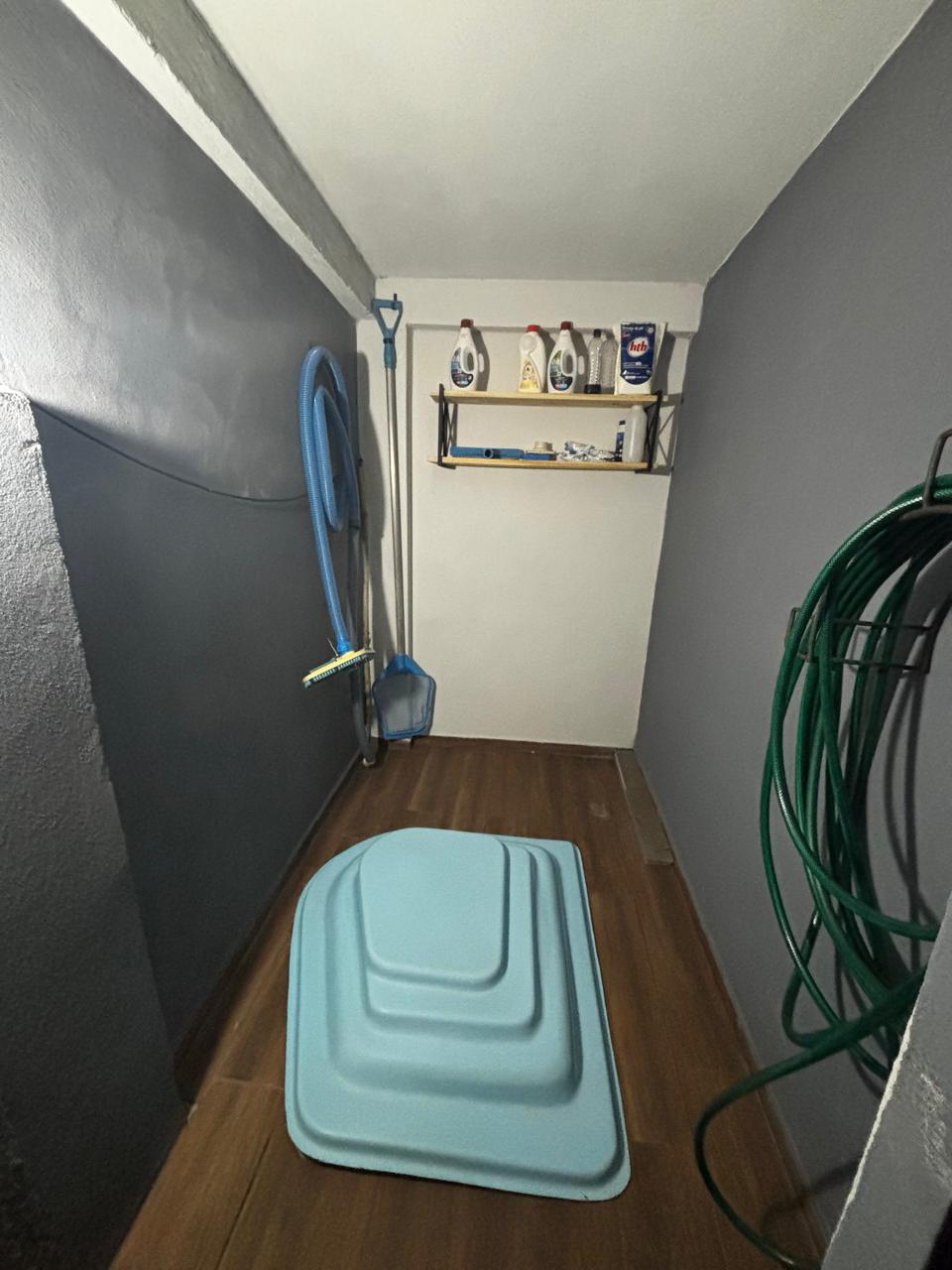 Gallery 01