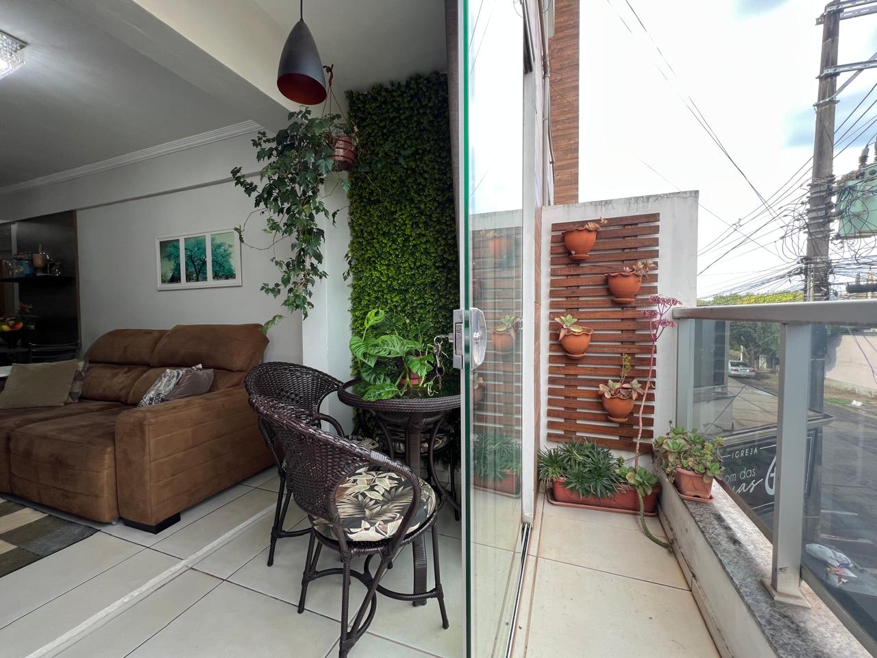 Gallery 01