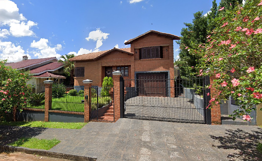 Casa - Tijolo à vista