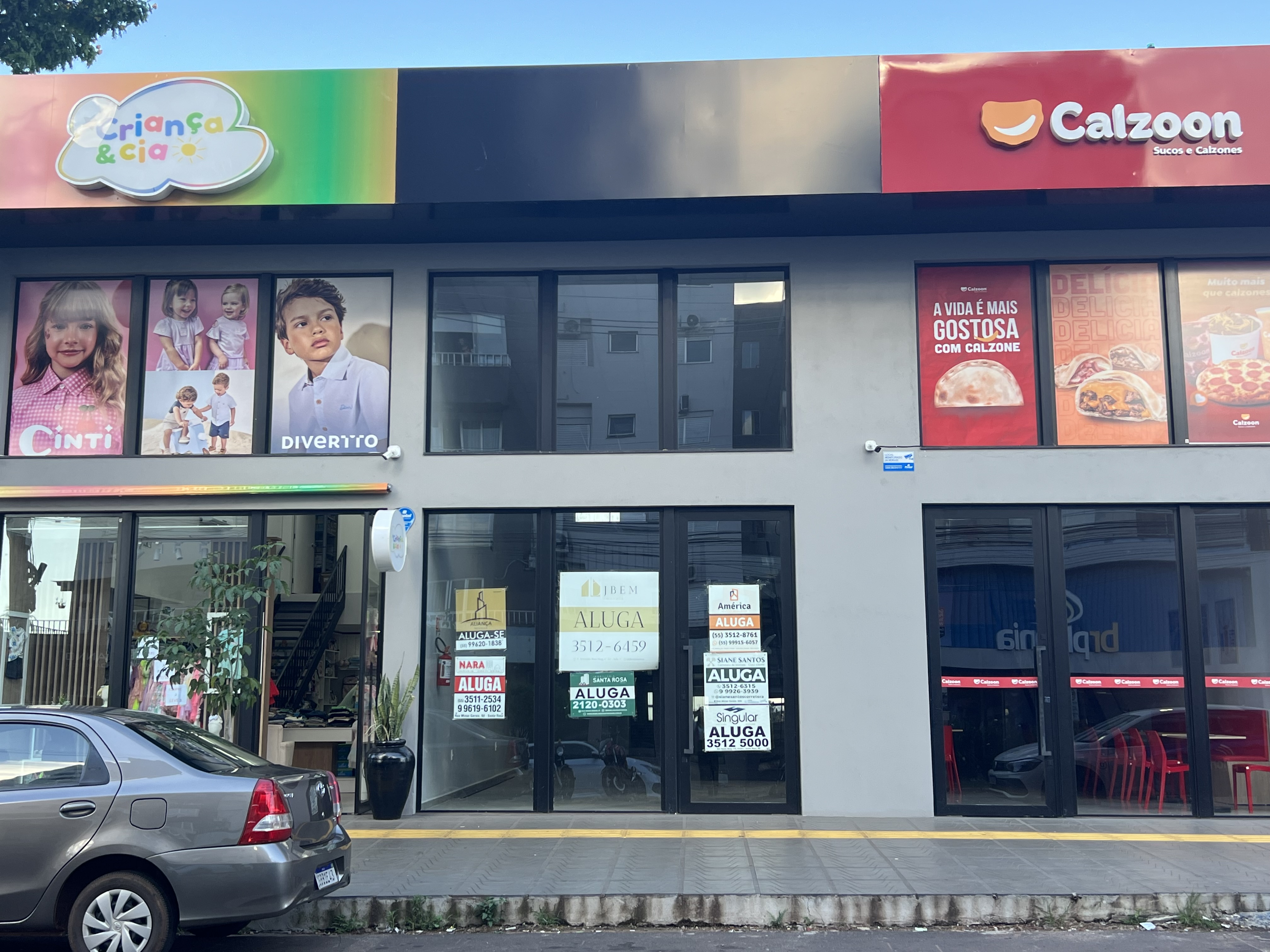 Sala Comercial - Av Santa Cruz