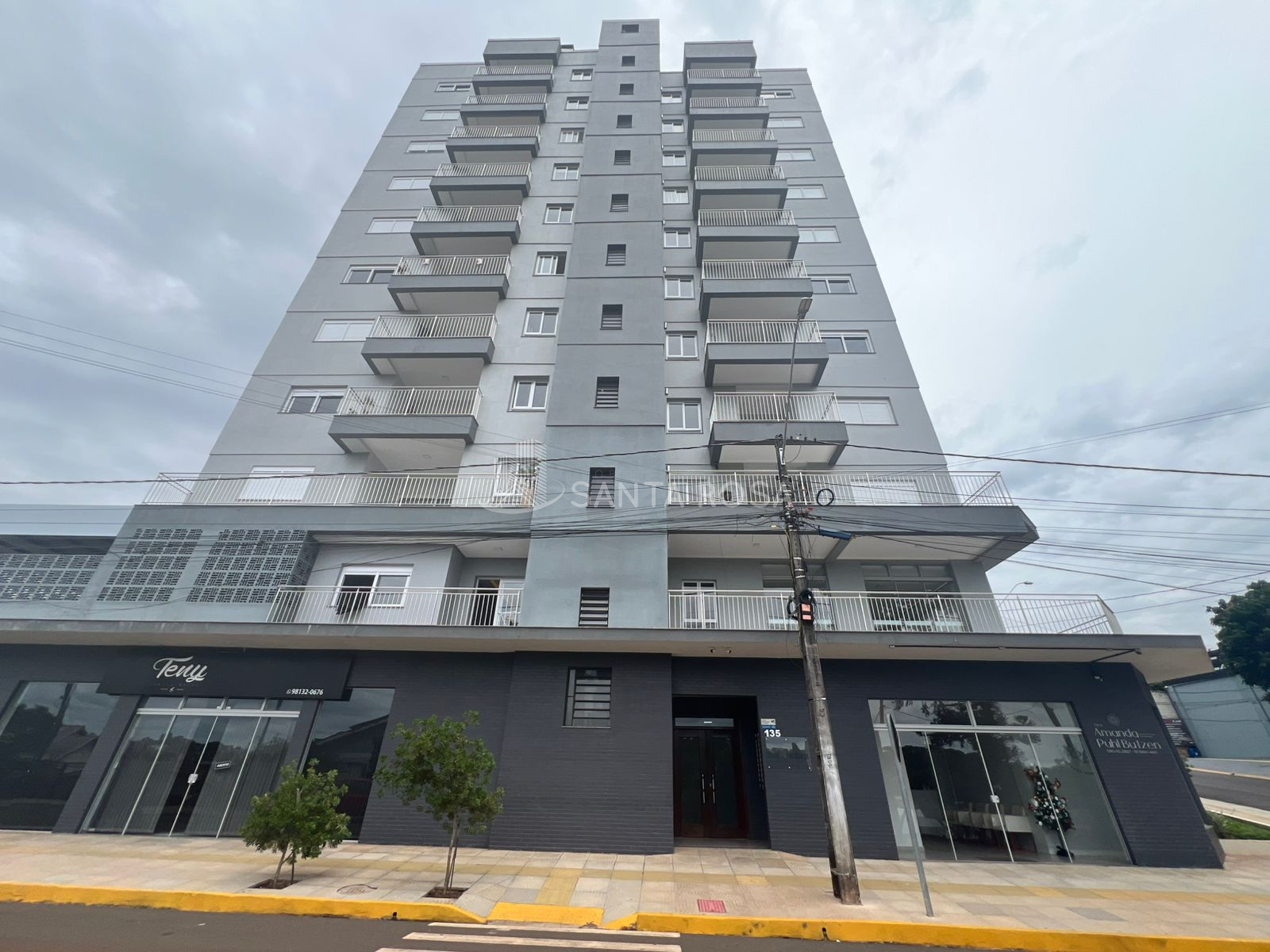 LINDO APARTAMENTO SEMI MOBILIADO