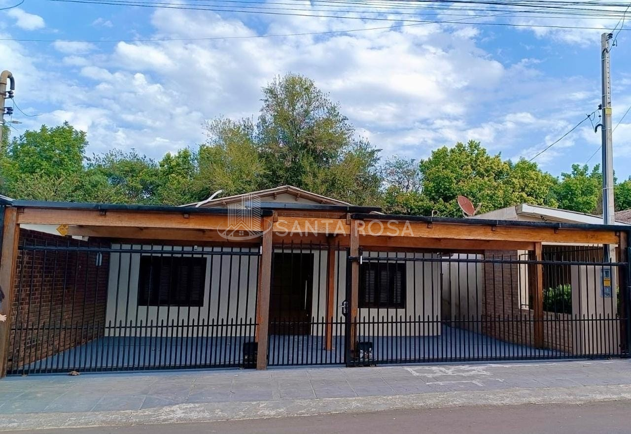 Casa em Alvenaria - com piscina