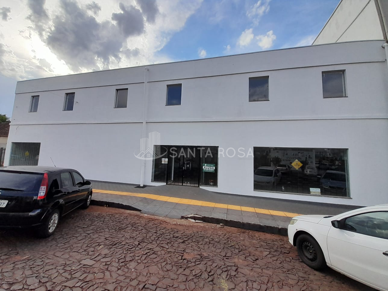 ÓTIMA SALA COMERCIAL EM CRUZEIRO
