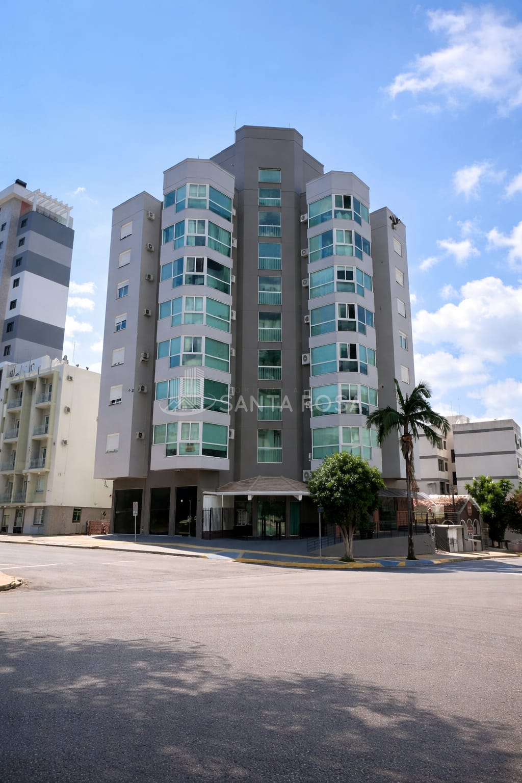 APARTAMENTO NO ED. SÃO FRANCISCO