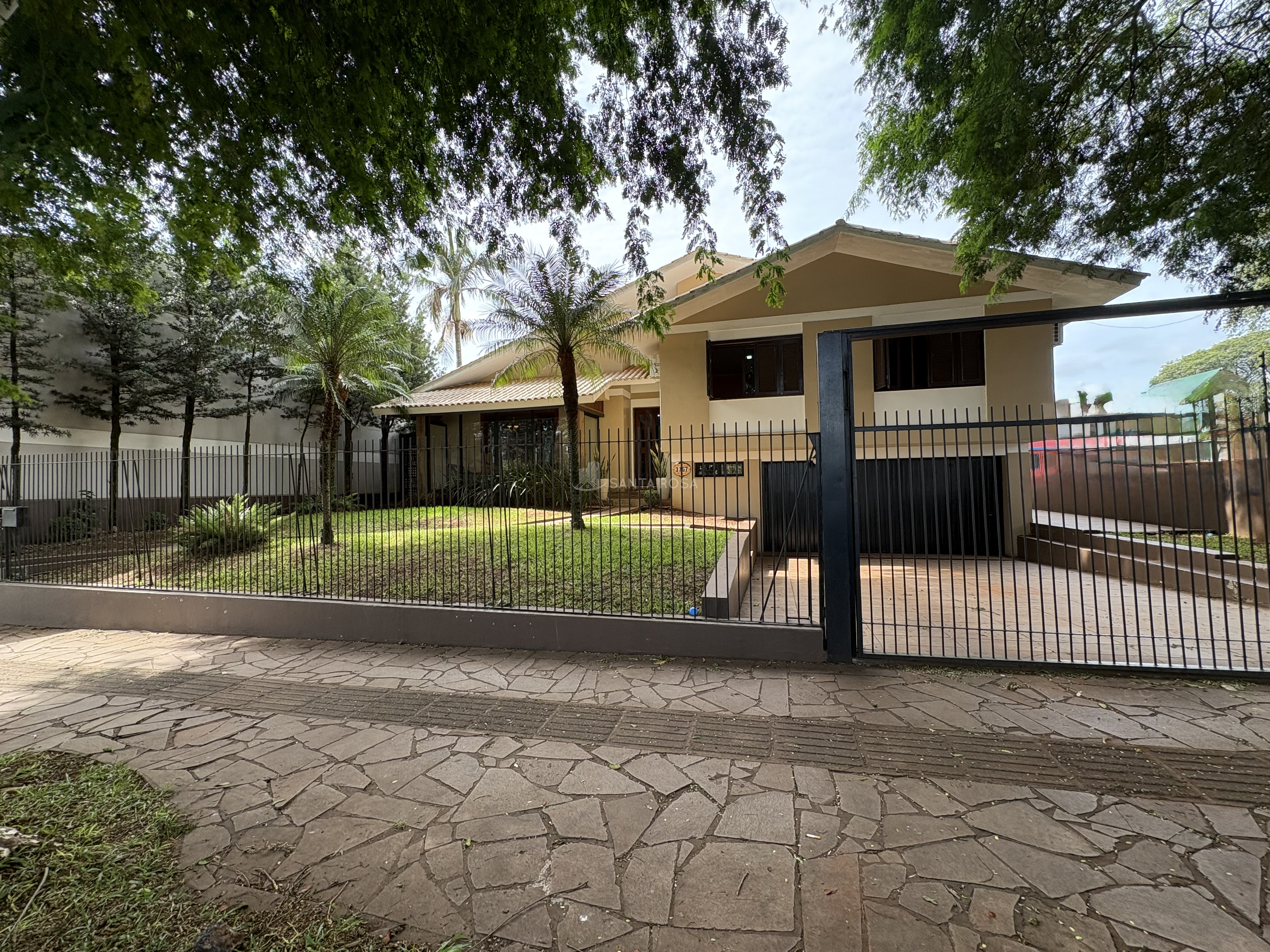 Casa Alto Padrão - Cruzeiro