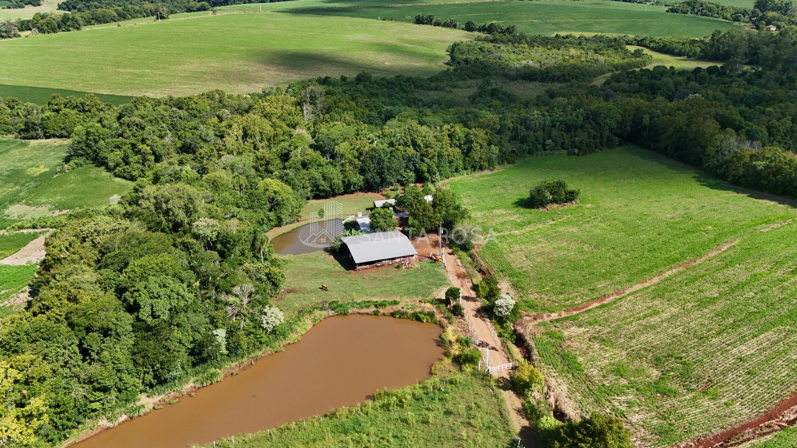Chácara - Com acesso ao rio