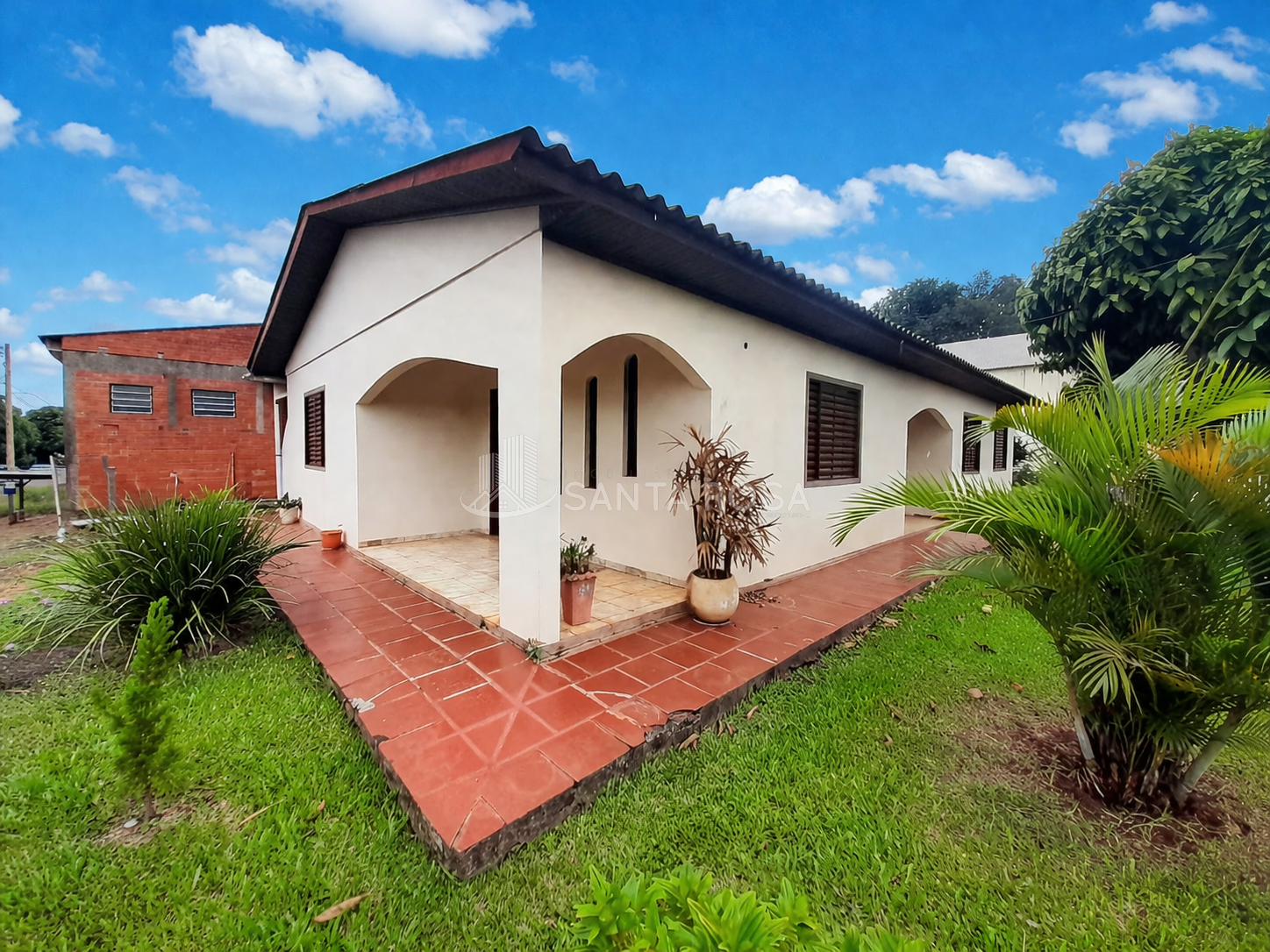 CASA/SALA COMERCIAL PARA LOCAÇÃO