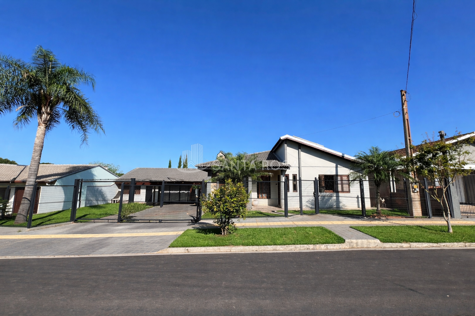 CASA NA OURO  VERDE 3 DORMITÓRIOS