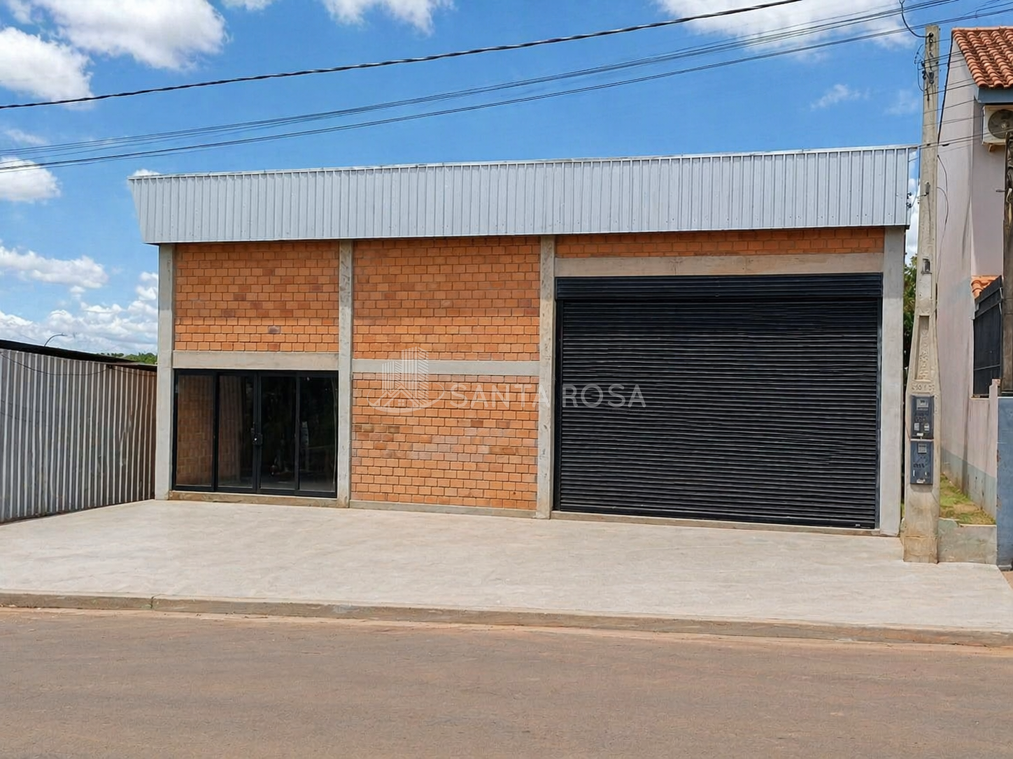 PAVILHÃO AMPLO NA TIMBAÚVA