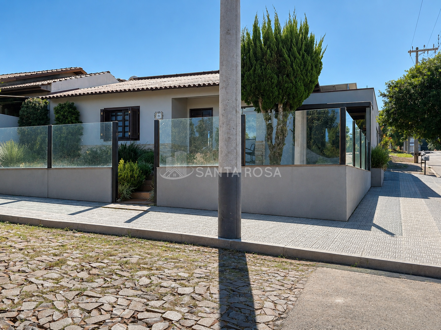 Casa - Semi Mobiliada